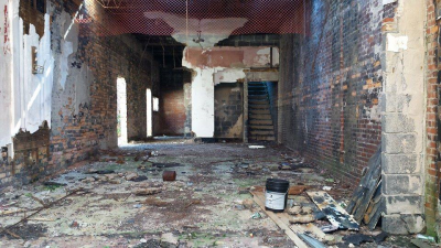 Afton Theatre October 18th Lobby to front entrance 