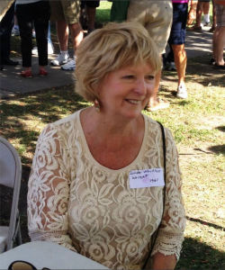 Linda Whitley Wright, CHS-61 enjoying a rest in the shade.